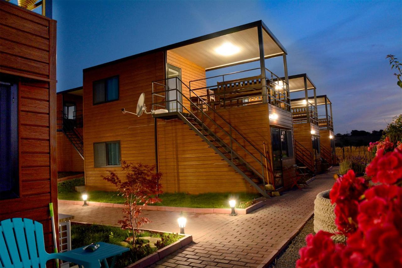 Къщички Поляните Hotell Sinemoretz Eksteriør bilde