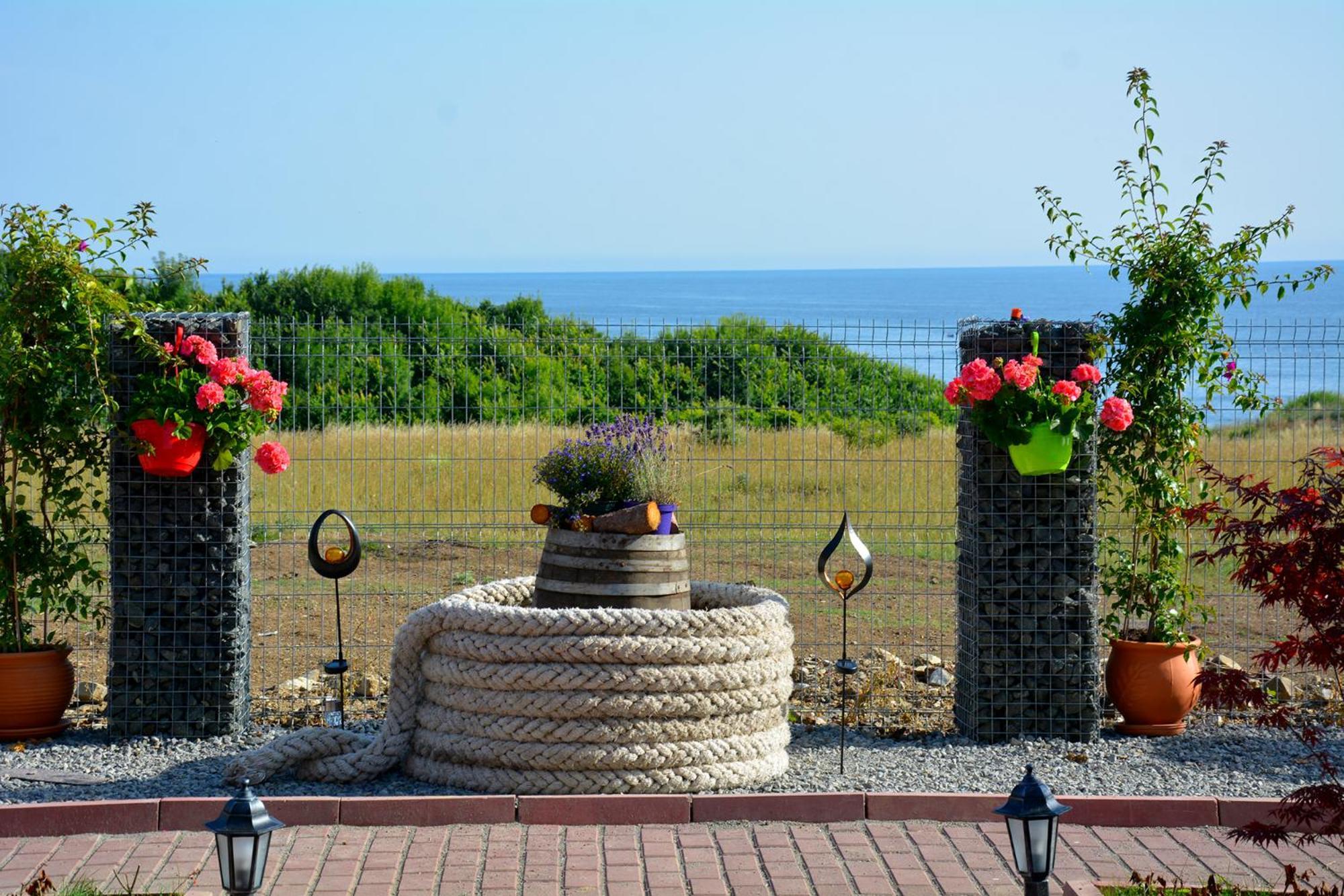 Къщички Поляните Hotell Sinemoretz Eksteriør bilde